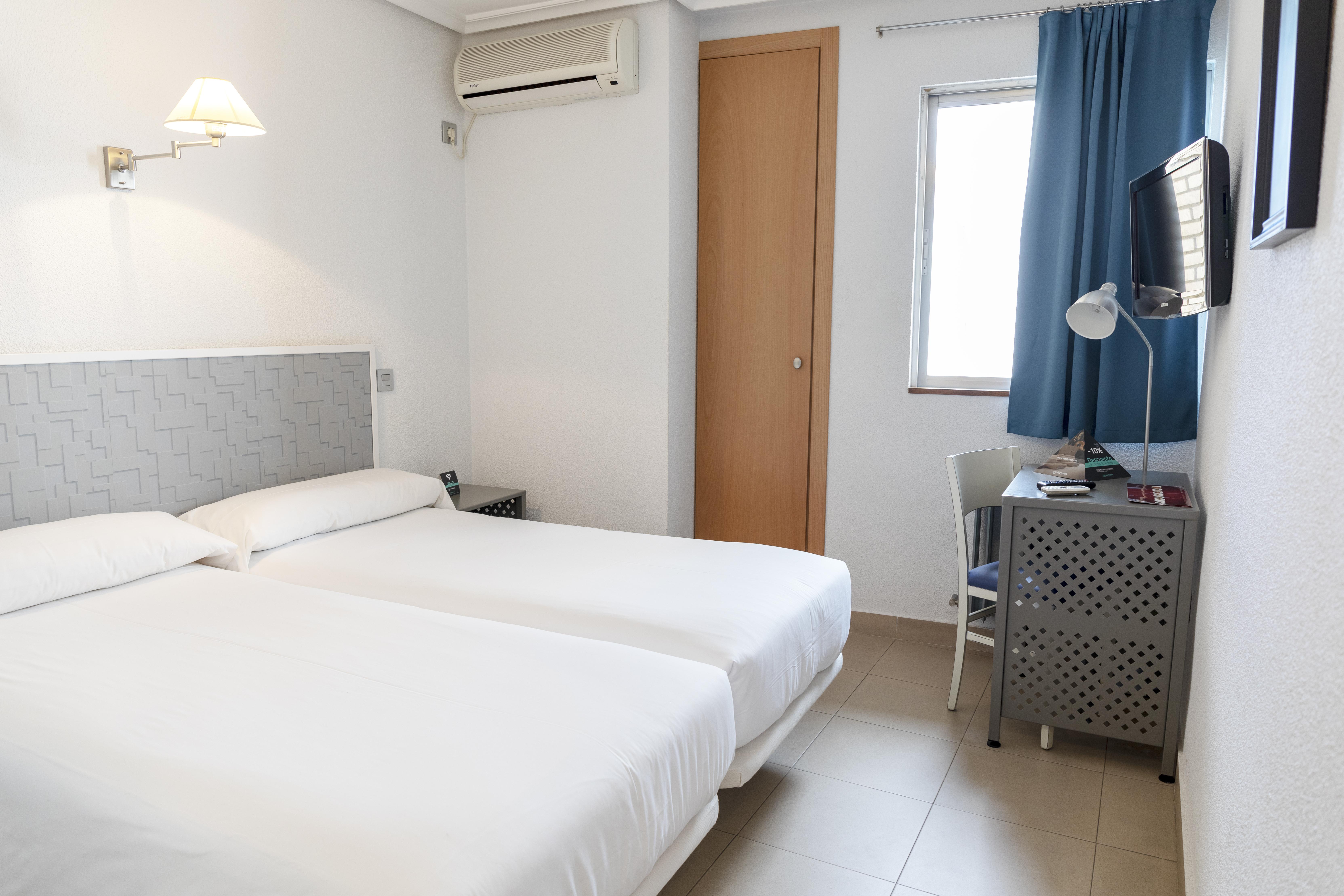 Hotel Alda Centro Паленсия Экстерьер фото