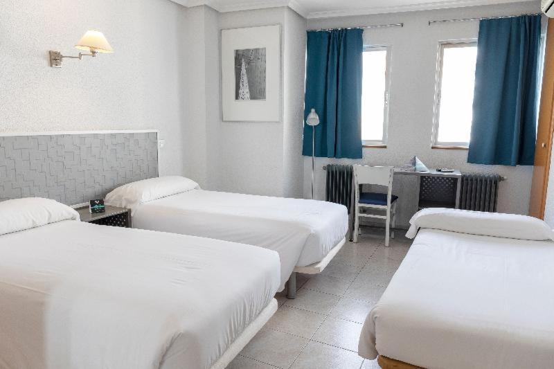 Hotel Alda Centro Паленсия Номер фото