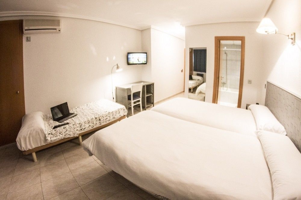Hotel Alda Centro Паленсия Экстерьер фото