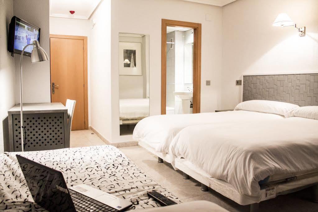 Hotel Alda Centro Паленсия Экстерьер фото