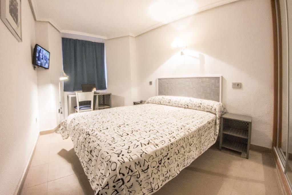Hotel Alda Centro Паленсия Экстерьер фото